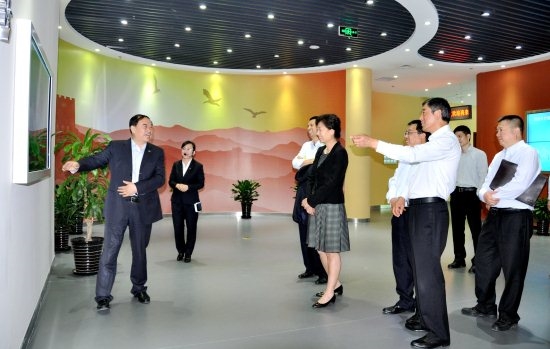 抖圈集团启动“回顾创业史·展现新作为”主题实践参观学习活动       